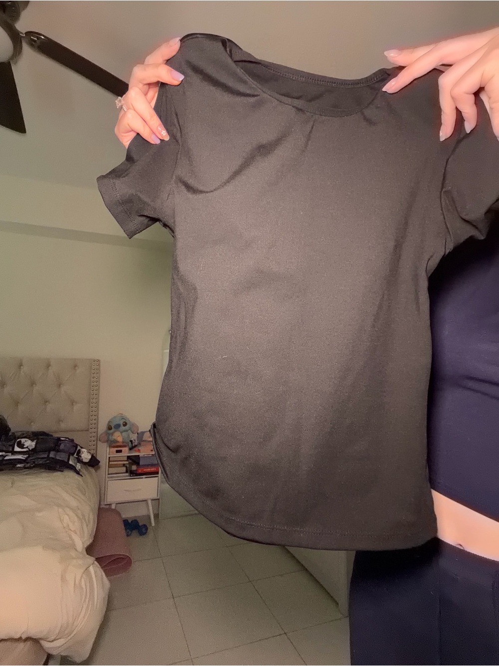 Classic Black Women's Crewneck Tee - Versatile Everyday Top